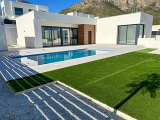 Chalet en Polop. Villa de obra nueva con stano en polop, ltima vivienda