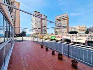 Apartament a Playa Levante. Amplio piso con terraza a 50 m de la playa de levante