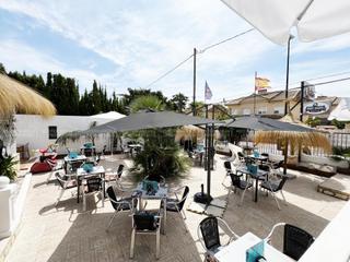 Xalet a Coloma. Chalet en la nucia