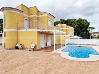 Xalet a Barranco Hondo. Chalet en la nucia