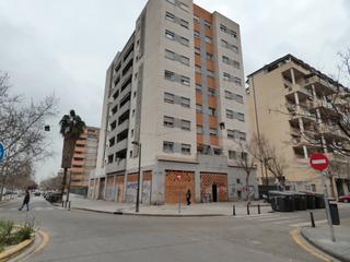 Local Comercial en Carrer de sant vicent de pal 24. Tu futuro negocio empieza aqui.