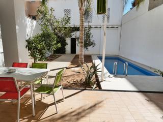 Location Maison à Almàssera. Casa con piscina, cochera y amplia sala.