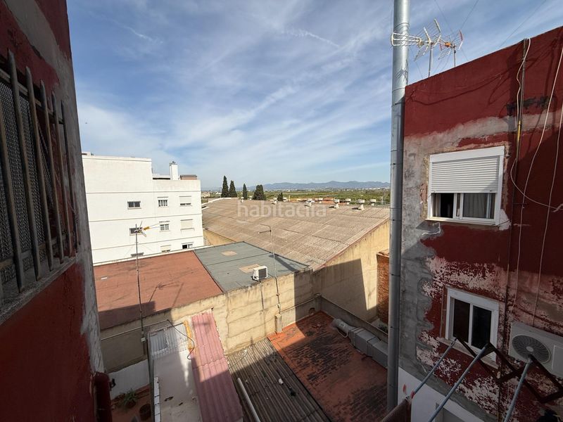 Foto 27ee63f7-f518-4d6e-99ca-6298bbb53570. Pis a calle comandant marti a Albalat dels Sorells
