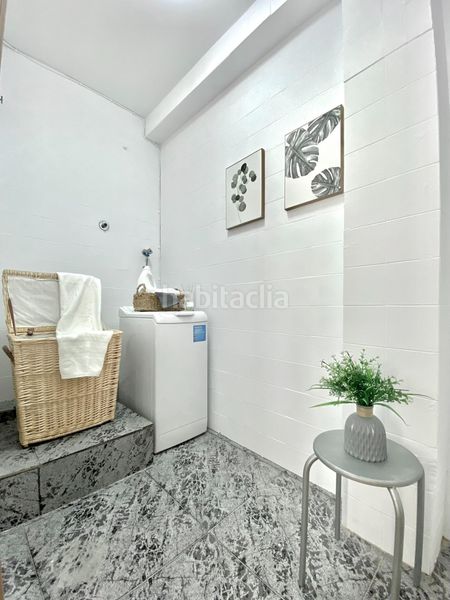 Foto d1c3e2b3-ec58-4417-9b76-7a8dbb623bc3. Pis a Trinitat Valencia
