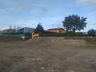 Terreno residencial  Dels esports. Terreno en torello para torre aislada