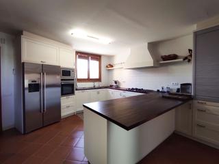 House in Ripoll. Chal en venta en sora
