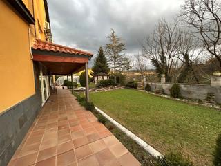 House in Sant Pere de Torell. Chal  en venta en sant pere de torell