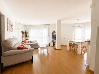 Appartamento in Torelló. Piso en venta de segunda mano en el centrico