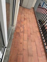 Location Appartement à Carrer amadeu vives 27. Piso en centro