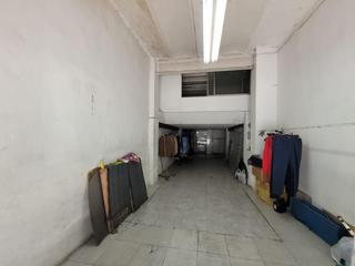 Local Comercial en Príncep de Viana-Clot-Xalets Humbert Torres