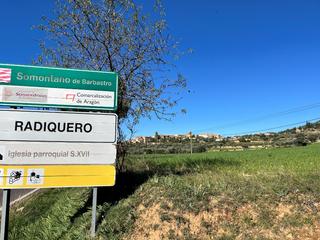 Finca rústica a Alquézar. Parcela secano en la población de radiquero alquézar