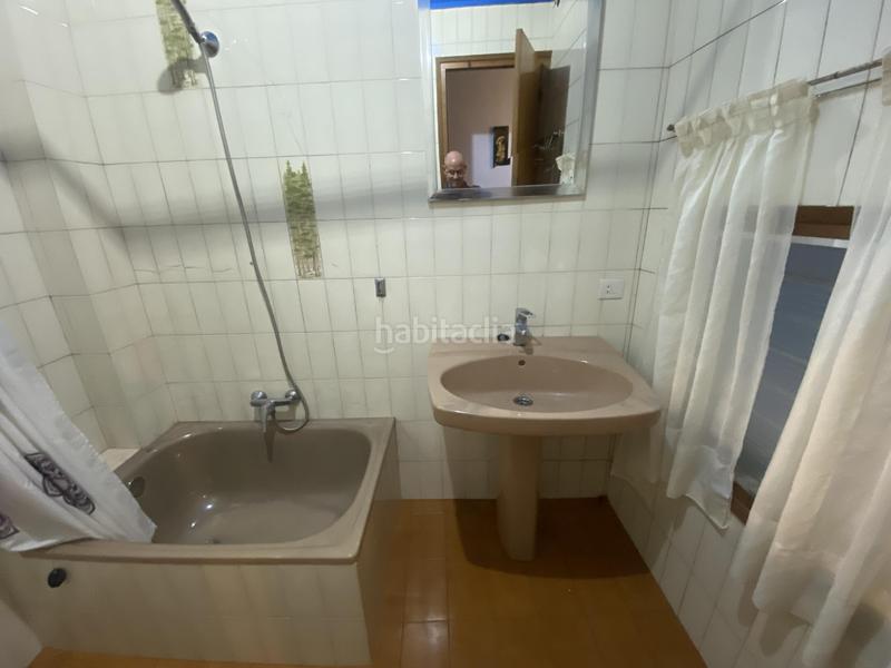 Foto 06af89d7-08fd-4e6d-8479-ed02d17bb959. Maison jumelée avec parking dans Bellcaire d´Urgell