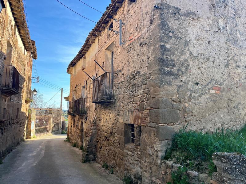 Foto 498a069e-79ea-4692-9e5b-8e27d2196094. Casa aparellada a Barbastro