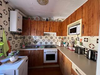 Appartement à Monzón. Zona entre antonio torres palacio y lope de vega