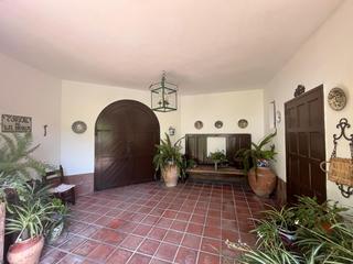 Chalet à Pueyo de Santa Cruz. Calle torno, junto al ayuntamiento