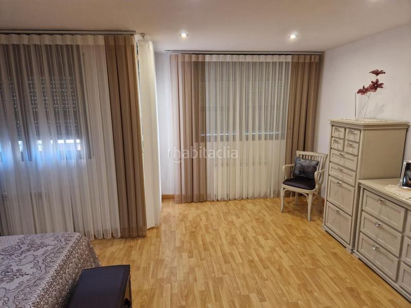 Foto cab229a5-f87a-4669-9c7c-6142c23246c0. Chalet casa adosada en Alcoletge