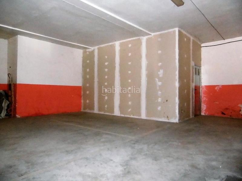 Foto 1f3653d8-5d36-4646-ba28-53c0780b5121. Autoparkplatz in Monzón