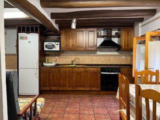 Chalet en Grado (El). Zona centro de artasona.