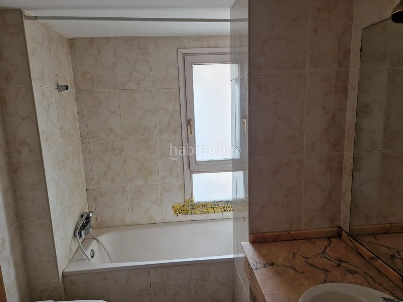 Foto 28f40ce0-294b-4cf3-93b1-a58cc6f7ce0b. Pis amb calefacció aparcament a Instituts-Universitat Lleida