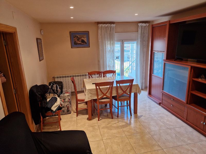 Foto b1e7fe9f-d9d3-4b29-91e4-495cedd3adf4. Pis amb calefacció a Instituts-Universitat Lleida