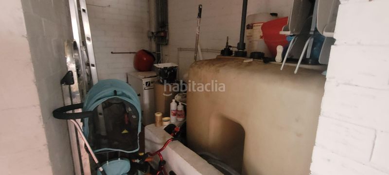 Foto aed0df53-ec6f-40ea-86d5-4694480f2c9a. Xalet amb calefacció aparcament a Llívia Lleida