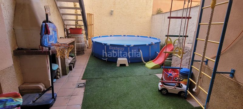Foto c4910e88-19e4-4d63-a3ab-ef570a8e30f4. Xalet amb calefacció aparcament a Llívia Lleida