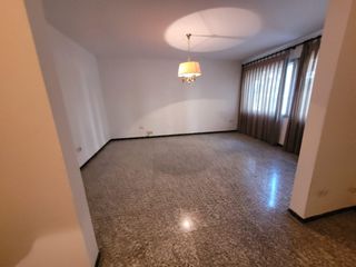 Flat in Príncep de Viana-Clot-Xalets Humbert Torres