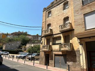 Chalet in Tamarite de Litera. Proximo a plaza españa y paseo del hortaz