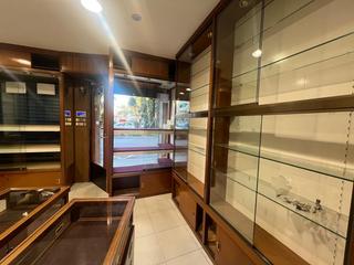 Local Comercial a Passeig Maragall. Local en venta en paseo maragall