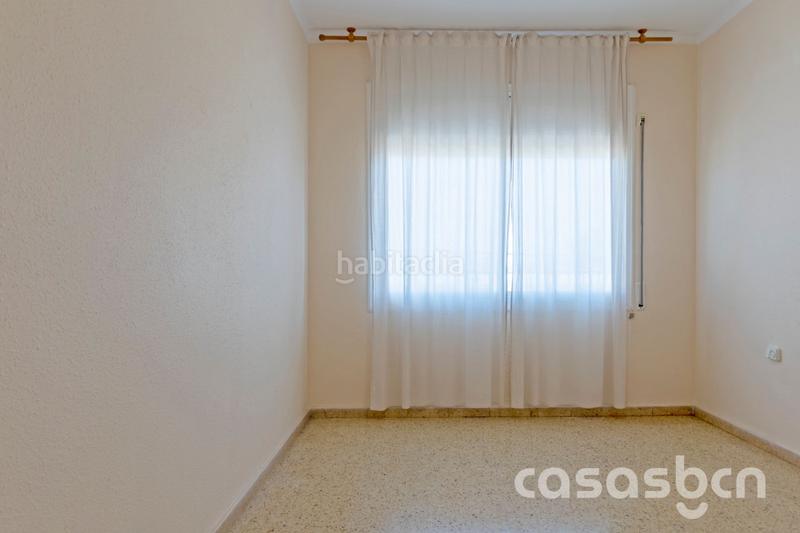 Foto 13842f74-0d2f-41be-b9e0-d49c8c3d75e0. Piso vivienda en crta. santa creu de calafell en Centre-Estació Gavà