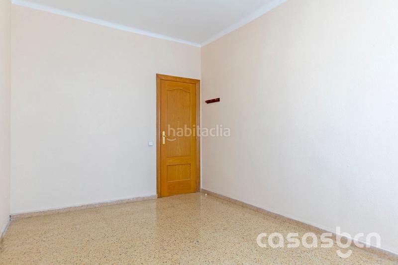 Foto 4f1a458c-c676-49ae-a644-fc551aab51b9. Piso vivienda en crta. santa creu de calafell en Centre-Estació Gavà