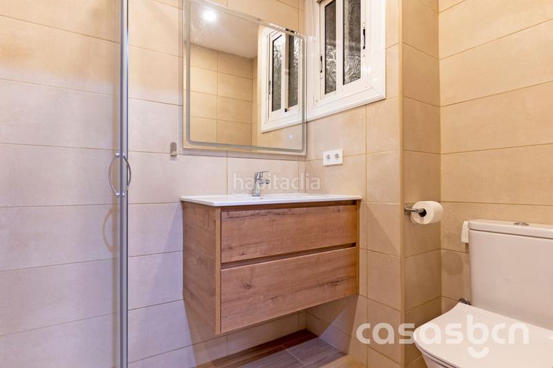 Foto f0fea0ef-9e5f-4fe1-8352-5dc80eeb3e62. Piso vivienda en crta. santa creu de calafell en Centre-Estació Gavà