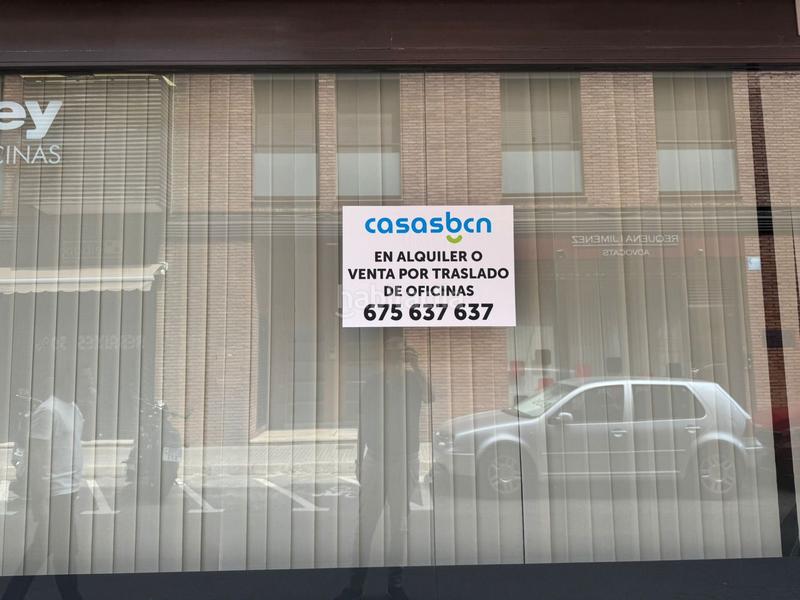 Foto fb0fd665-e47f-4329-b592-9fa2ba0883a8. Local comercial a Centre-Estació Gavà
