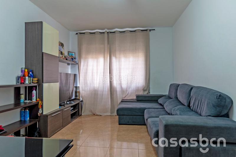 Foto 7f9de441-094c-499b-b701-56426d5d6084. Piso oportunidad en Centre Viladecans