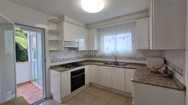 Foto abfdf2c2-9953-4b40-92bb-db7cd529af2c. Casa amb calefacció aparcament piscina a El Poal Castelldefels