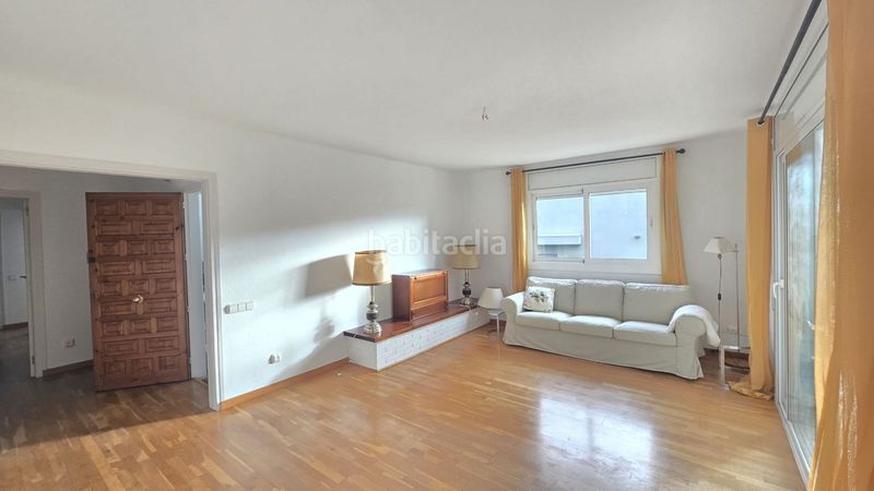 Foto ff568897-ec28-493d-b5db-52234c4e3e9b. Casa amb calefacció aparcament piscina a El Poal Castelldefels