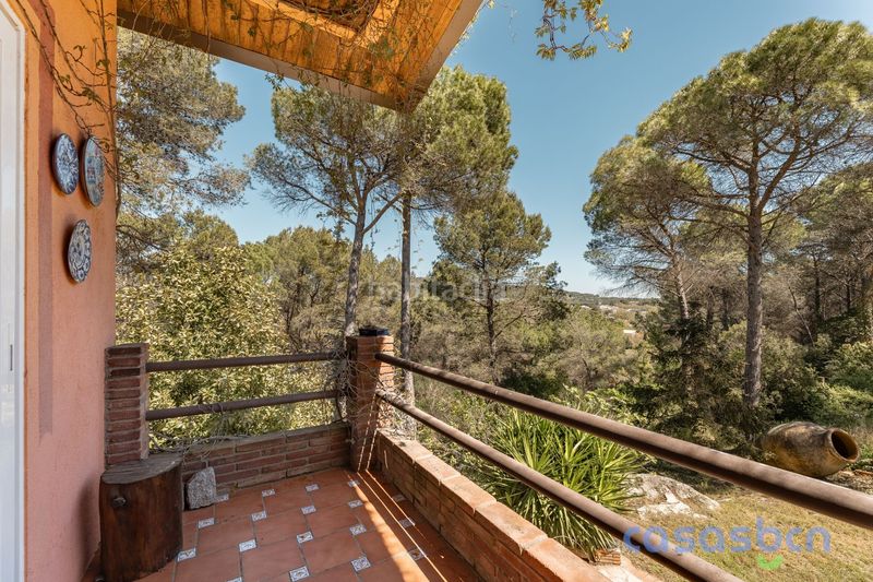 Foto 07aed4f4-4a41-4692-bbce-f1a8ede70201. Casa amb calefacció piscina a Begues