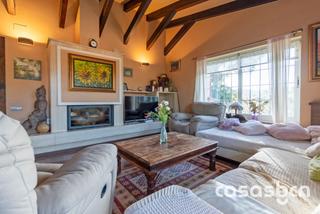 Casa in Begues. Oportunidad en begues