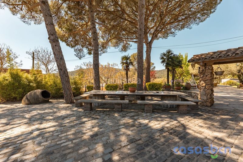 Foto 183feb0c-0b86-4309-8223-ea5db32fdf1f. Casa amb calefacció piscina a Begues