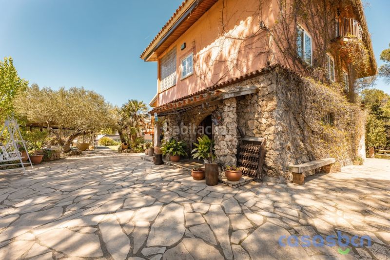 Foto 966a65a9-b7b4-4e30-9e9a-0562b124acd5. Casa amb calefacció piscina a Begues