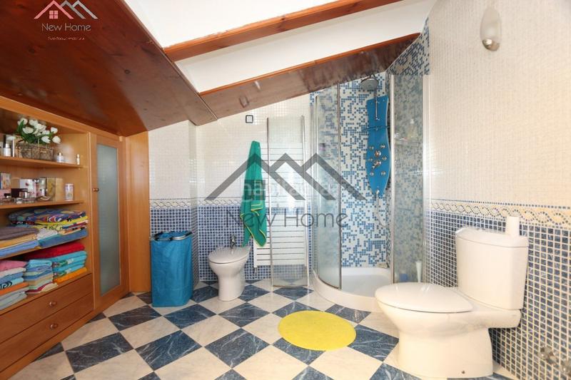 Foto 029f0a88-8339-4cbd-89f7-99af04a03bff. Chalet vive la exclusividad y el confort en esta magnífica vivienda independiente. en Benaguasil