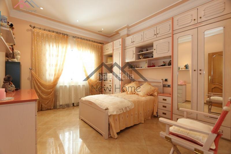 Foto 7030966e-6da4-4f14-ba2c-f6dc2ffe9e72. Chalet vive la exclusividad y el confort en esta magnífica vivienda independiente. en Benaguasil
