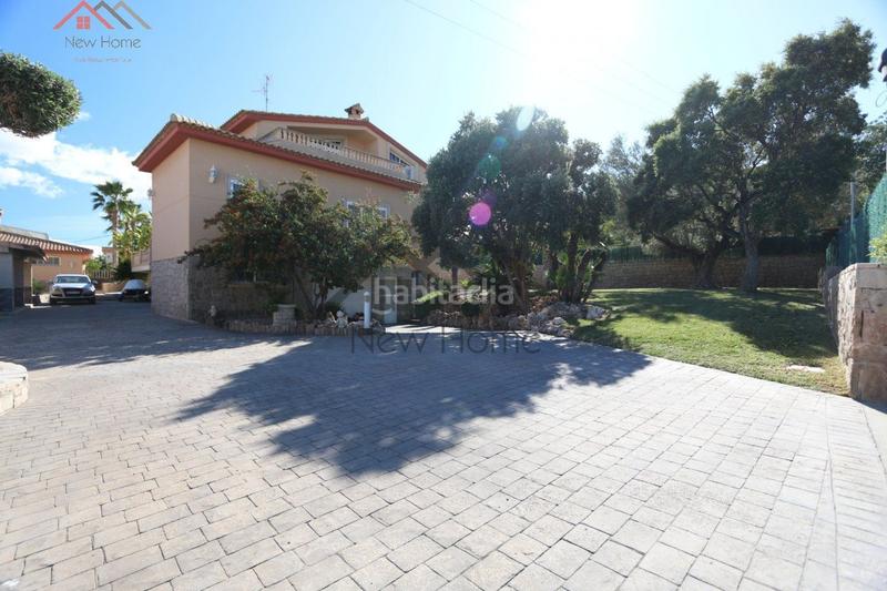 Foto 9d298288-cb95-48be-b3a7-32a4f74cec08. Chalet vive la exclusividad y el confort en esta magnífica vivienda independiente. en Benaguasil