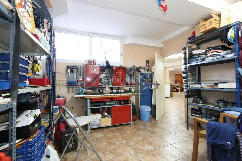 Foto a6b0357a-8228-4e2d-a155-e24edd1c1688. Chalet vive la exclusividad y el confort en esta magnífica vivienda independiente. en Benaguasil