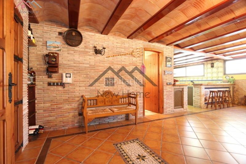 Foto c4087bb1-b4ee-4c3f-aa5b-d97726b492a2. Chalet vive la exclusividad y el confort en esta magnífica vivienda independiente. en Benaguasil