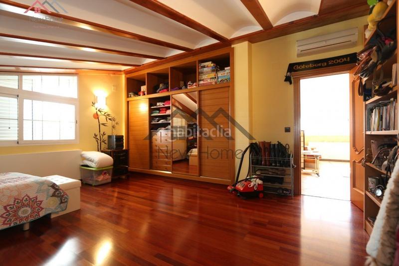 Foto c51422f2-c5bf-4976-8caa-7371bbafb978. Chalet vive la exclusividad y el confort en esta magnífica vivienda independiente. en Benaguasil