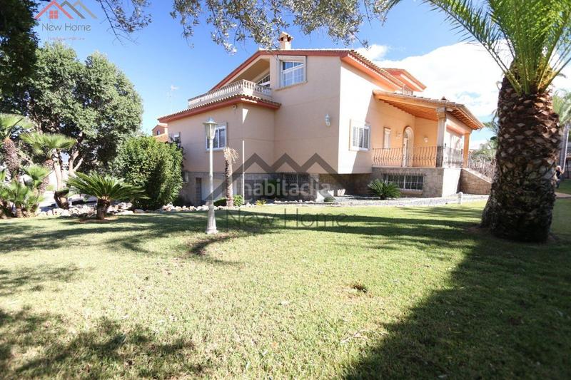 Foto cae81182-4e1f-4790-ad20-adf647adc473. Chalet vive la exclusividad y el confort en esta magnífica vivienda independiente. en Benaguasil