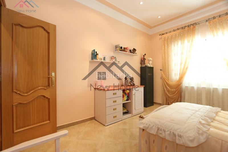 Foto e91bb0ba-c793-40e4-a08f-8bd98eb961f5. Chalet vive la exclusividad y el confort en esta magnífica vivienda independiente. en Benaguasil