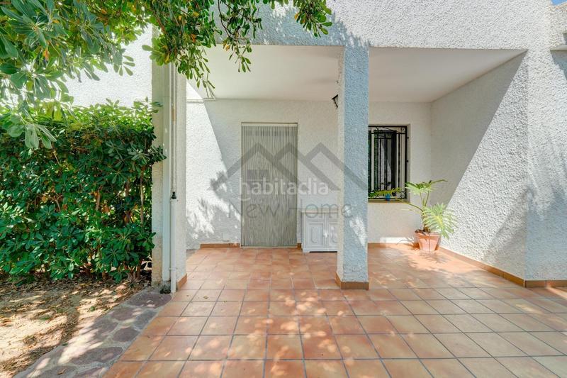 Foto 140cbf5e-a481-425c-9aa9-942a117da502. Chalet con riscaldamento parcheggio piscina in Vilamarxant