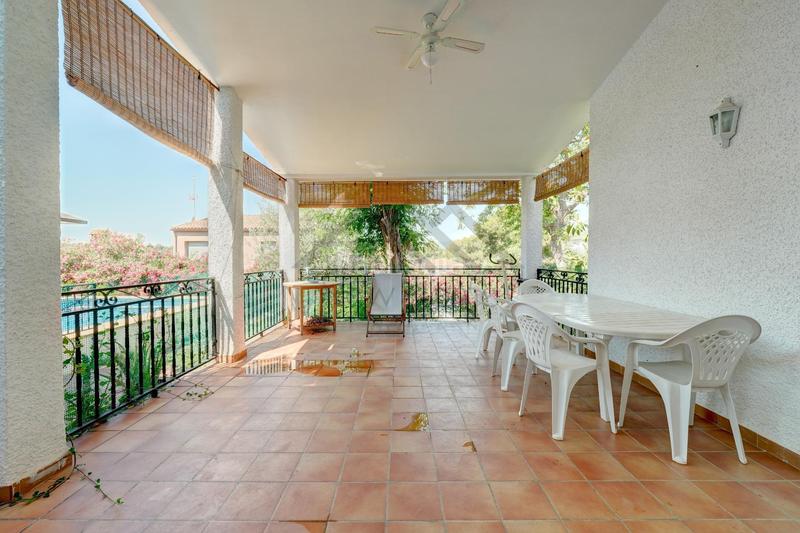 Foto 5303bd32-9f9b-48af-80c7-ec654b11bfc2. Chalet con riscaldamento parcheggio piscina in Vilamarxant